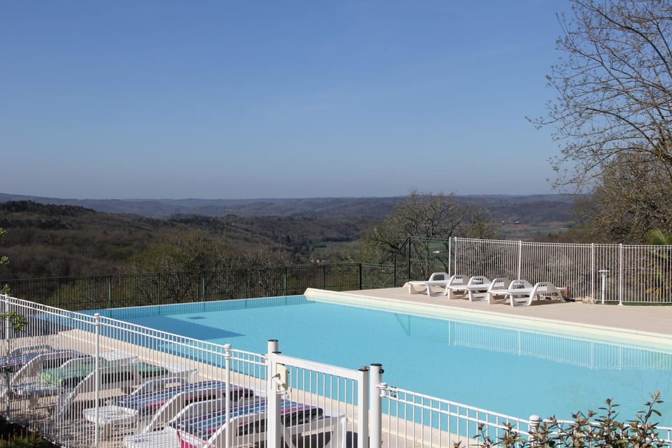 View (from property/room), Swimming pool, Swimming pool