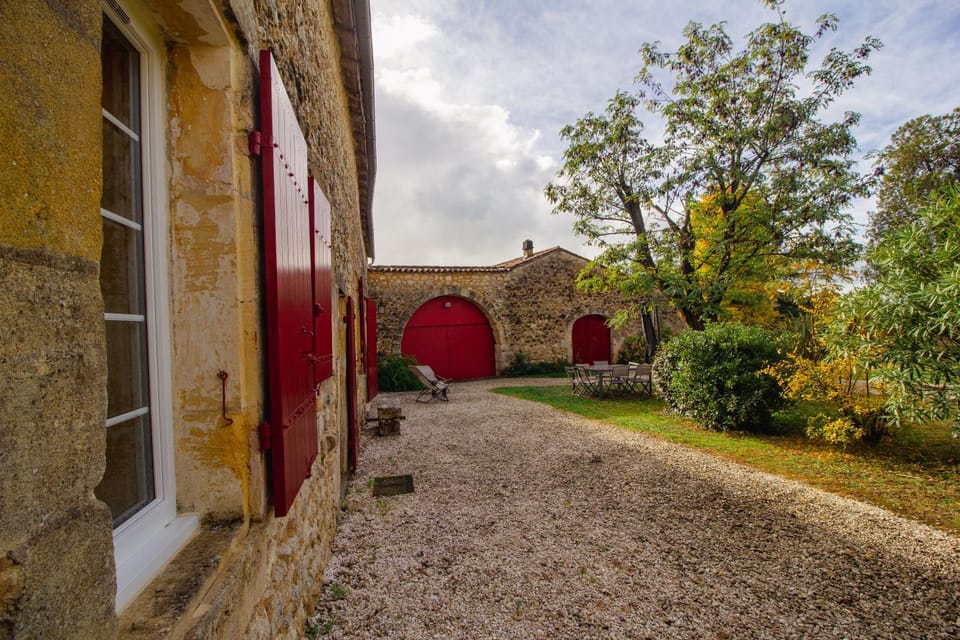 Property building, Spring, Day, Garden, Garden view