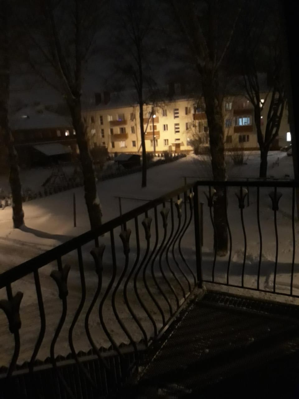 Night, Winter, Balcony/Terrace, Quiet street view