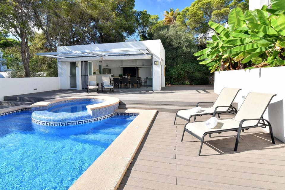 Villa Arran de Mar House in Migjorn
