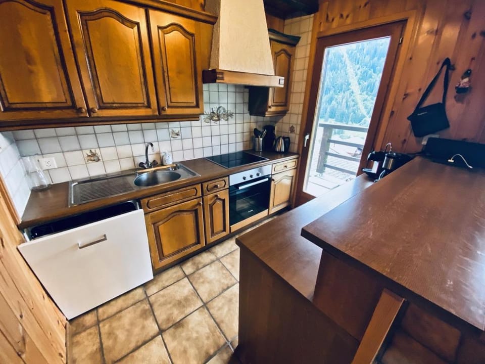 Chalet Le Jeuna Chalet in Châtel