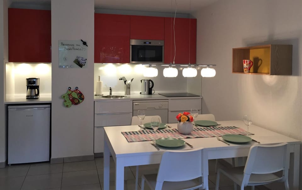 Kitchen or kitchenette, Living room, Decorative detail