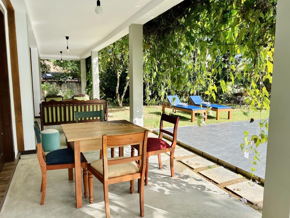 Restaurant/places to eat, Balcony/Terrace, Entertainment, sunbed