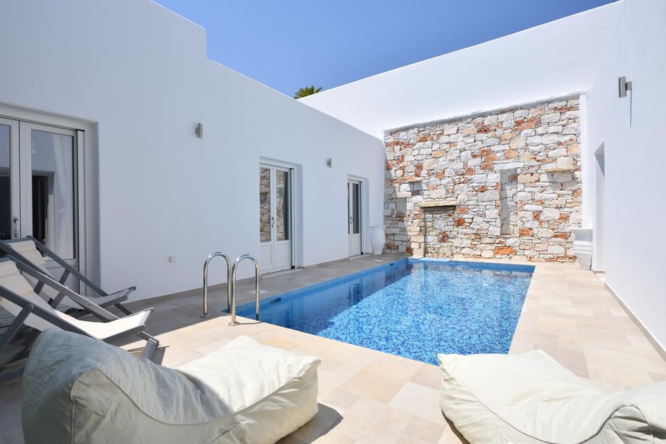 Nisides Villa Naoussa Villa in Naousa