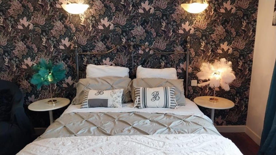 le 7 pompadour Bed and Breakfast in Nouvelle-Aquitaine