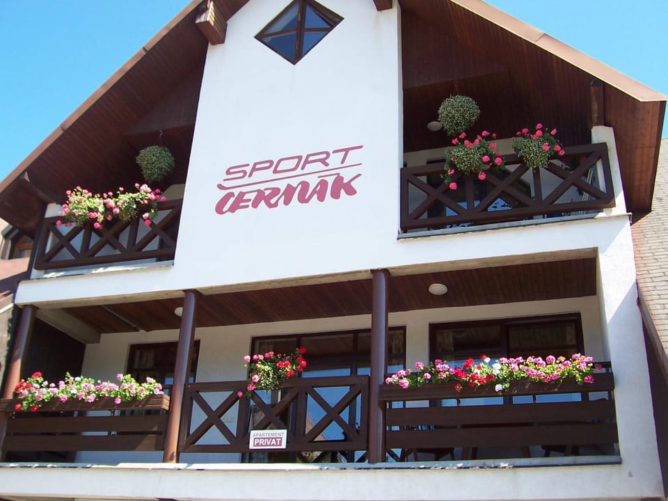 Property building, Summer