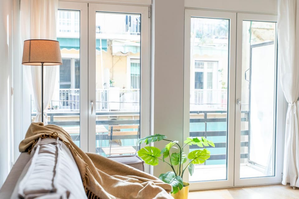 Pame Rentals - 2BD & 2BA Home, 4 Min to Acropolis Apartment in Athens