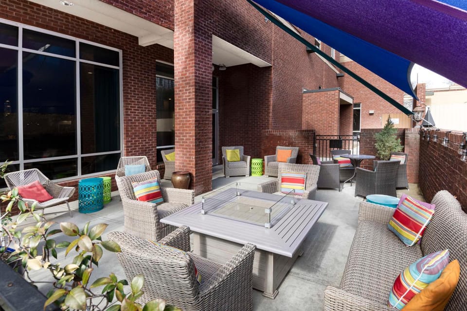 Patio, Balcony/Terrace