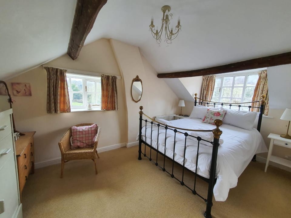 Bed, Bedroom