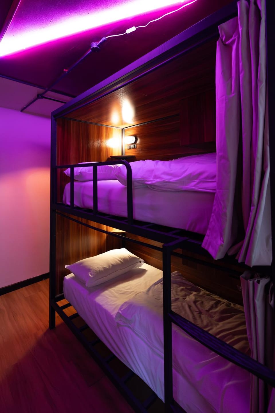 Bed, Bedroom, bunk bed