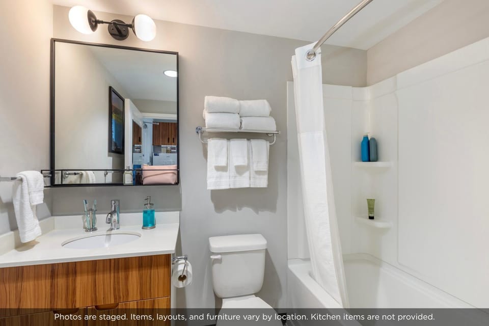 Uptown Suites Extended Stay Denver CO -Westminster Hotel in Northglenn