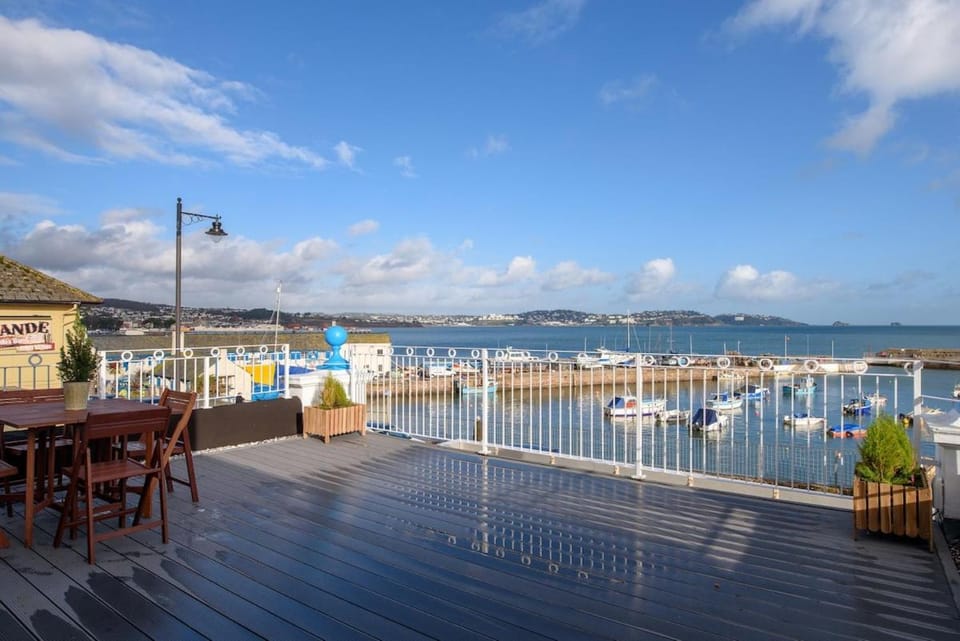 Quayside View - Luxury Apartment on Paignton Harbour Apartment in Paignton