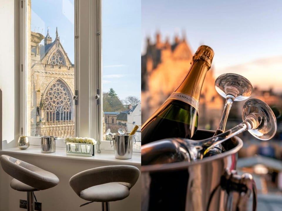 Cathedral View - An Exclusive Private Apartment on Cathedral Green, Exeter Apartment in Exeter