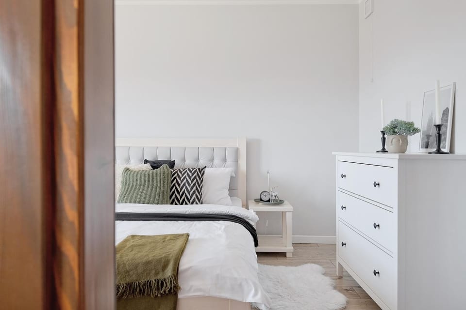Bed, Photo of the whole room