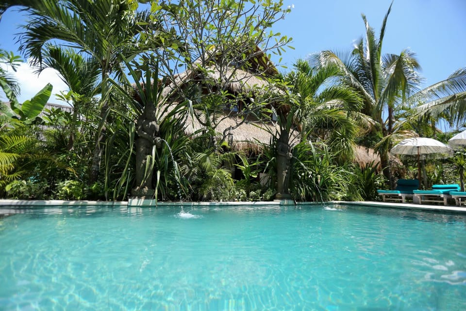 Swimming pool, Swimming pool