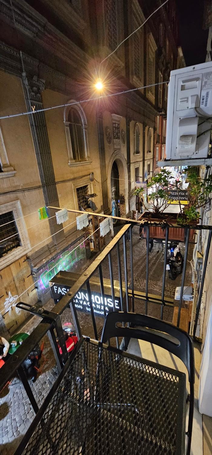 Neighbourhood, Balcony/Terrace, City view