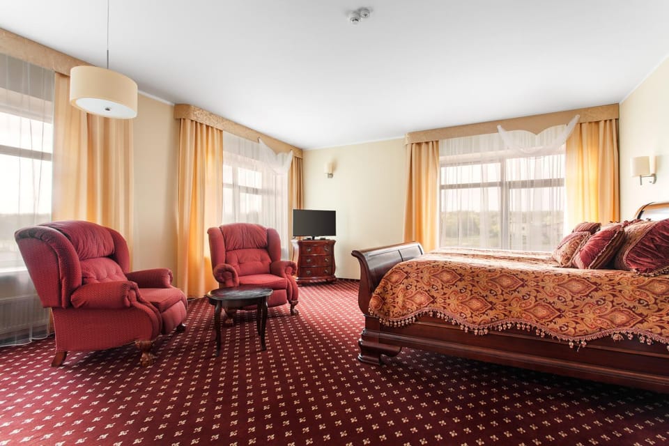 Day, Photo of the whole room, Photo of the whole room