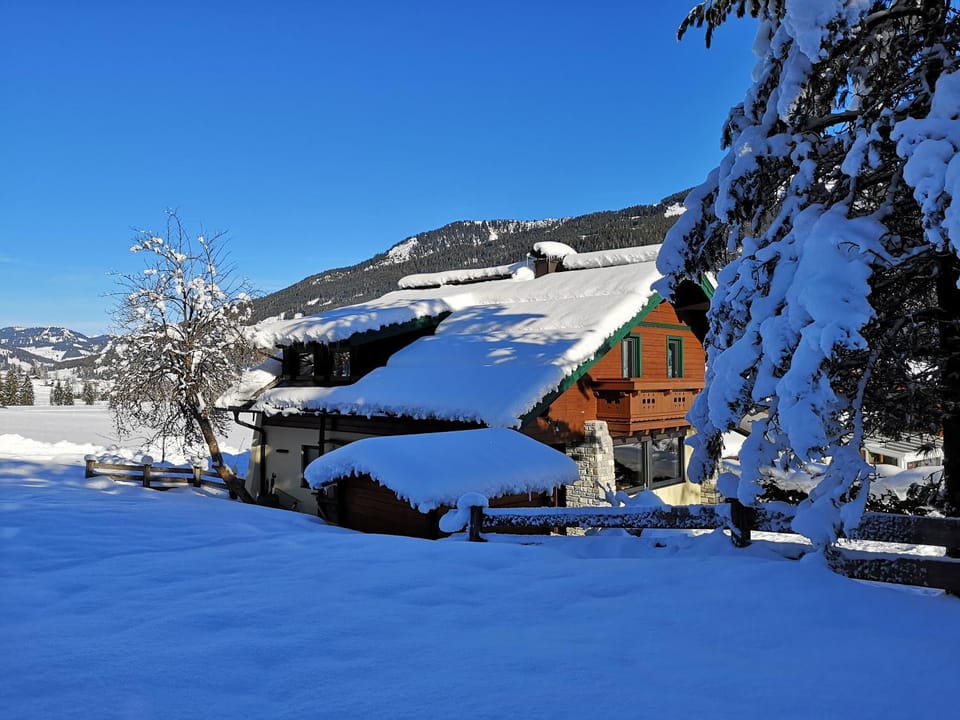 Property building, Winter