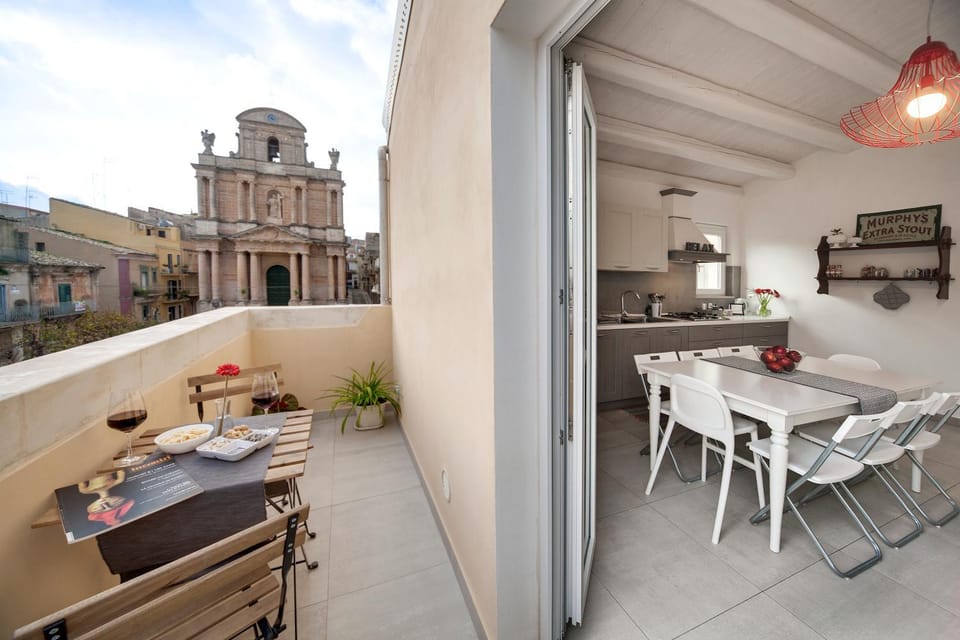 Piazza Salvatore 7, gocce di sicilia House in Ragusa