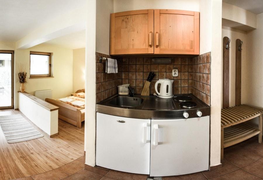 Kitchen or kitchenette
