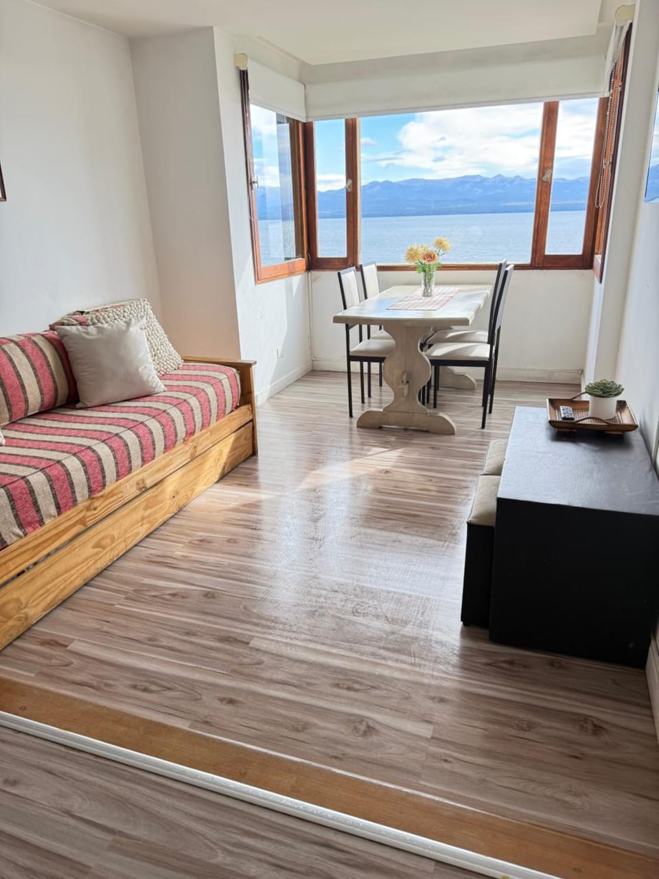 Vista al Lago Nahuel Huapi Apartment in San Carlos Bariloche