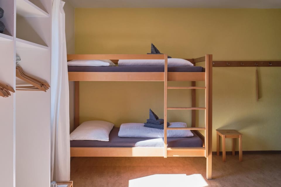 bunk bed