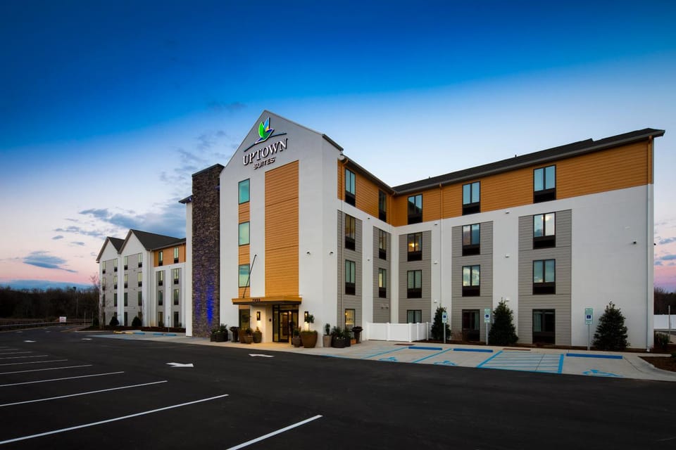 Uptown Suites Extended Stay Austin TX - Downtown Hotel in Austin
