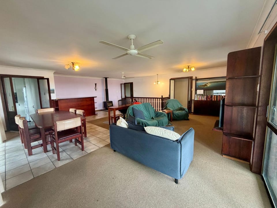 42 Rumbalara Avenue Rainbow Beach House in Rainbow Beach