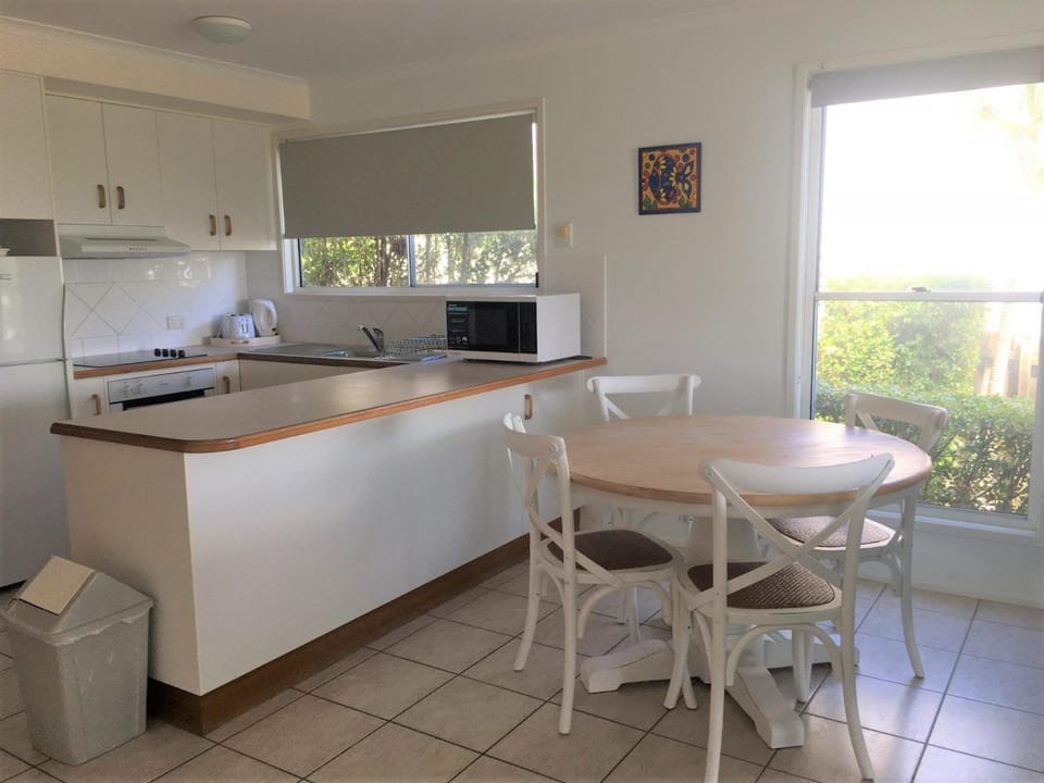 4 42 Manooka Drive Rainbow Beach House in Rainbow Beach