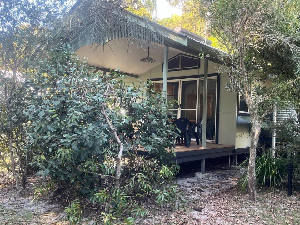 Celledon Rainbow Shores House in Rainbow Beach