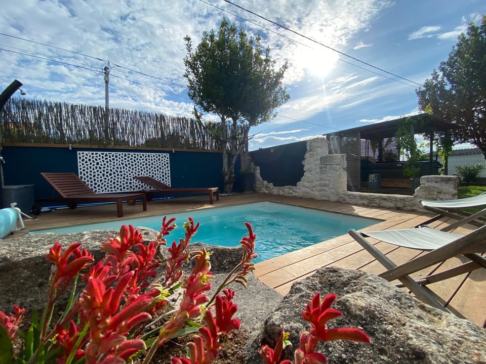 Day, Pool view, Swimming pool, Swimming pool, sunbed