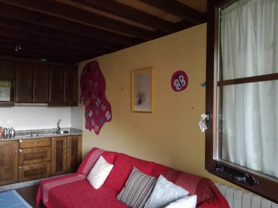 Kitchen or kitchenette, Living room