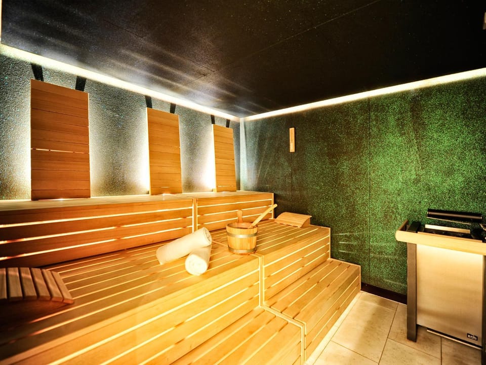 Sauna, Spa and wellness centre/facilities