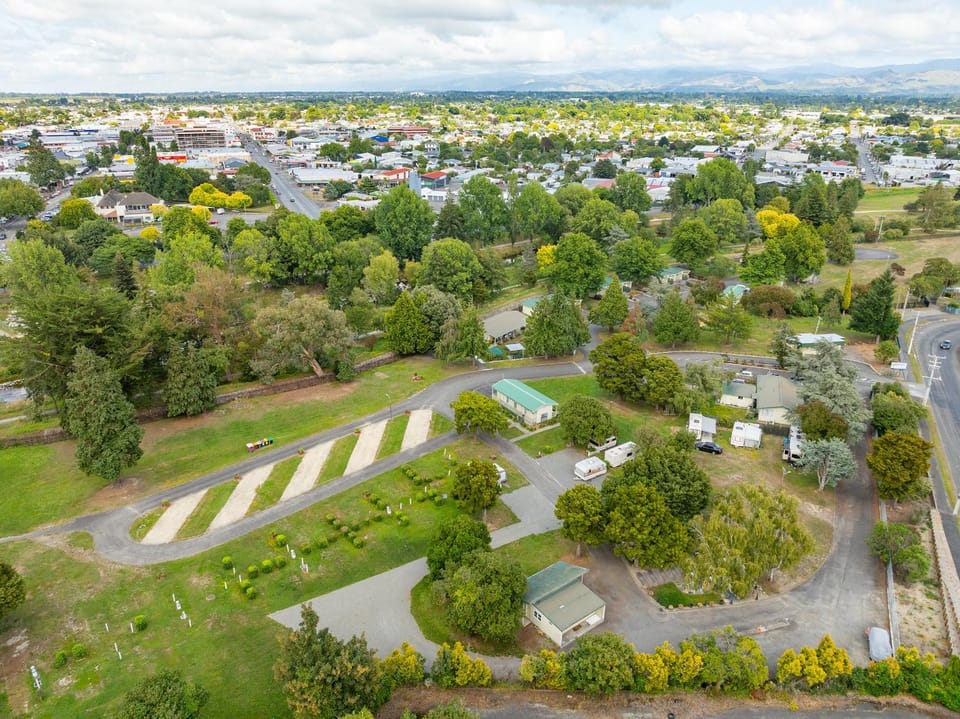 Neighbourhood, Natural landscape, Bird's eye view