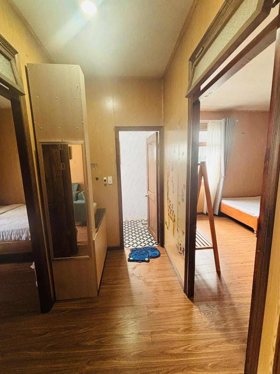 Photo of the whole room
