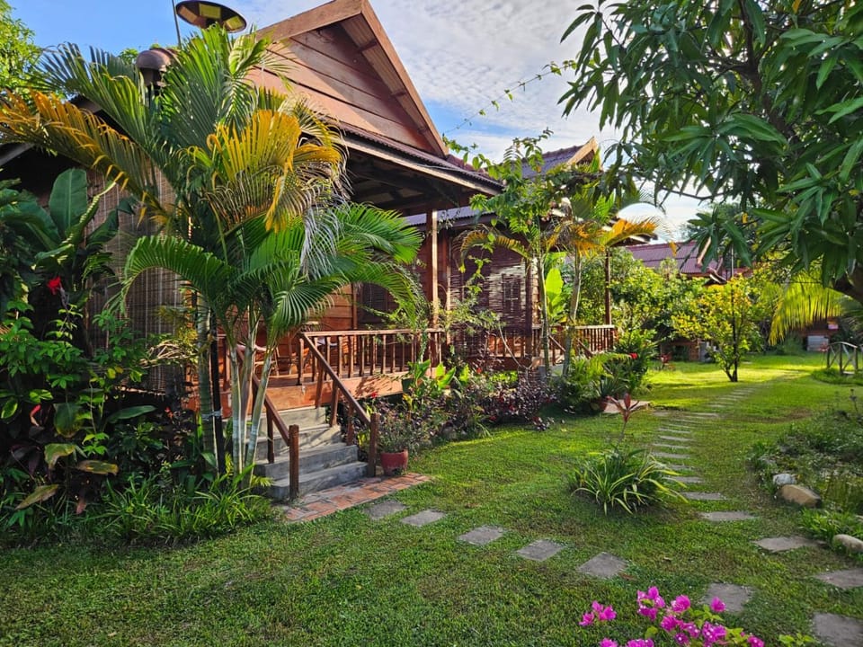The Hidden Oasis Bungalows Bed and Breakfast in Cambodia
