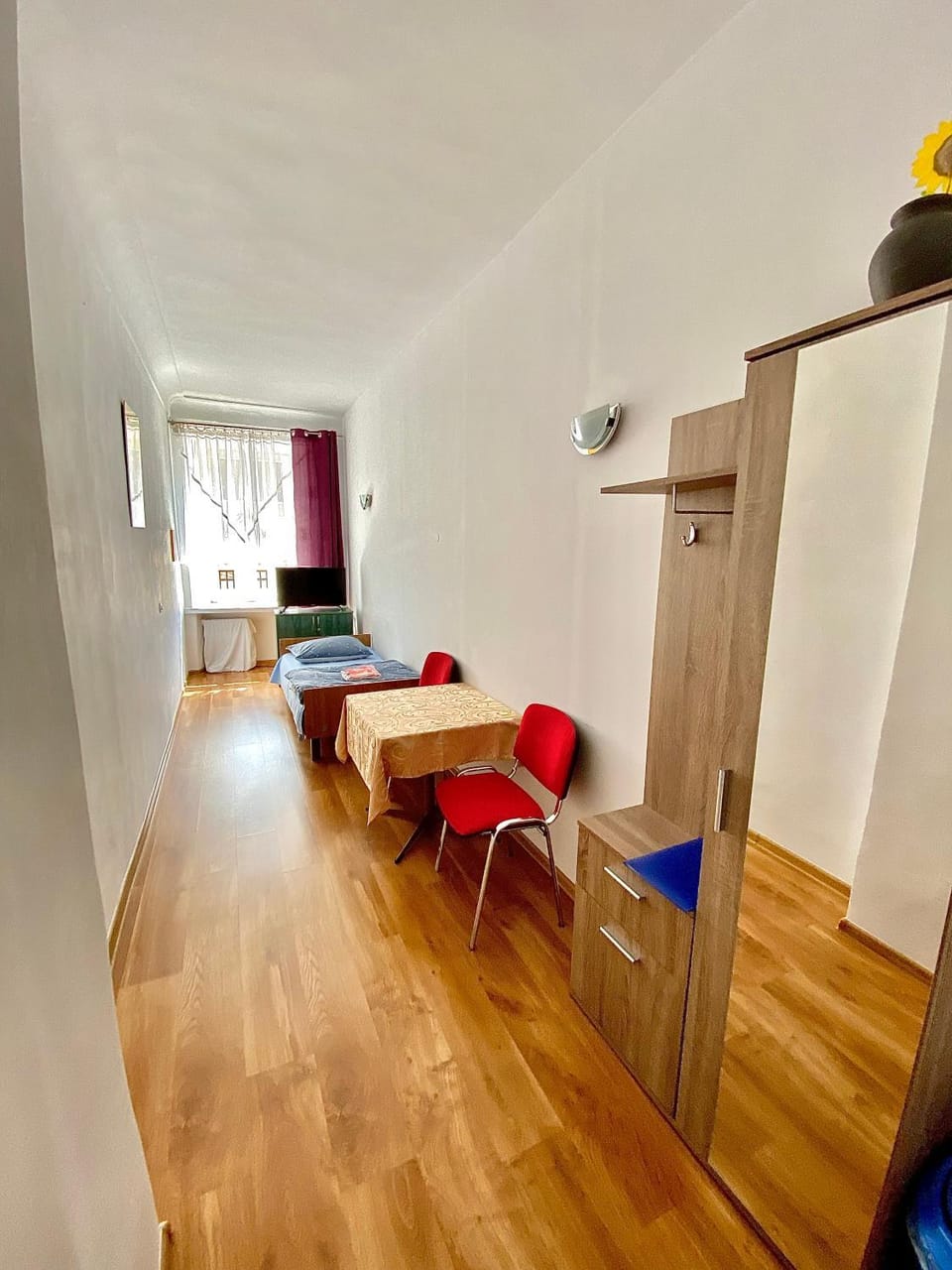 Photo of the whole room