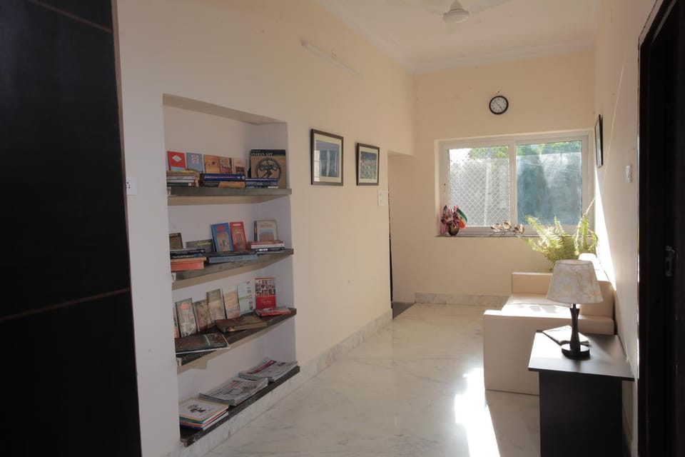 Library, Lobby or reception