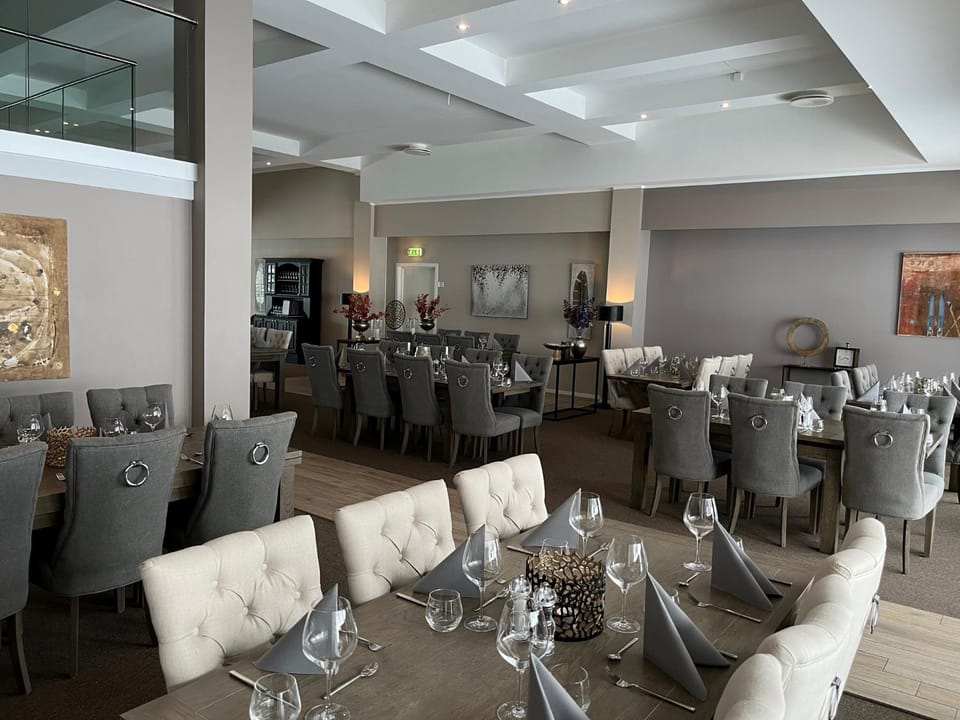 Property building, Restaurant/places to eat