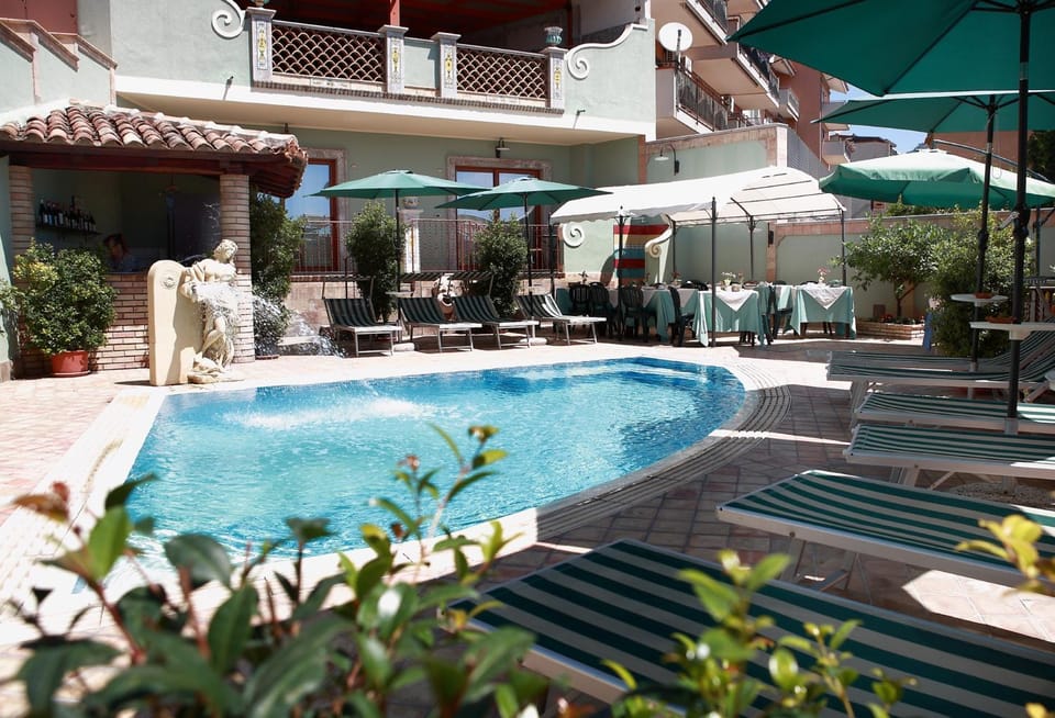 Garden, Pool view