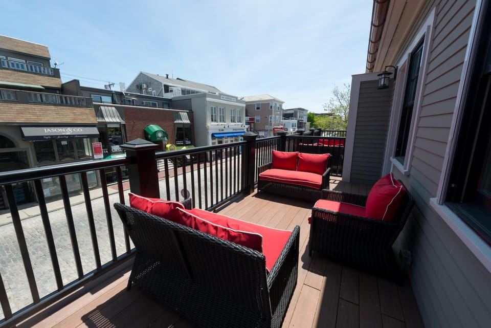 The Newport Lofts - Brick Market Place Apartment in Newport