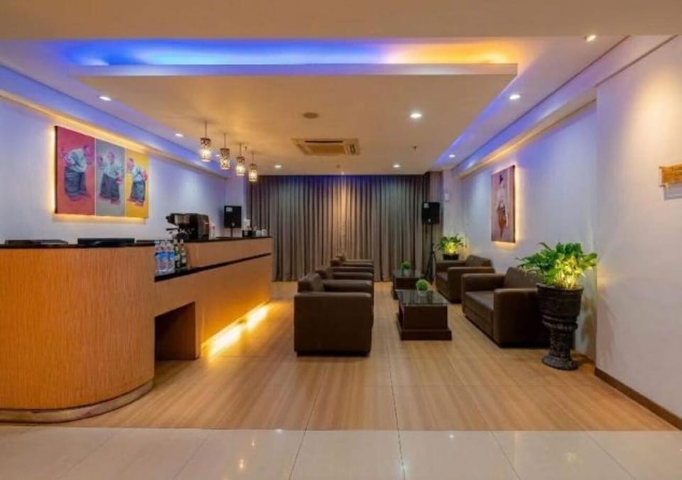 Lounge or bar