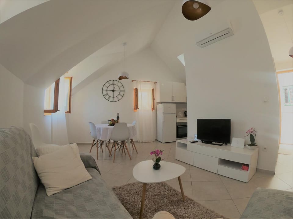 Apartment Vesna Apartment in Šibenik-Knin County, Croatia