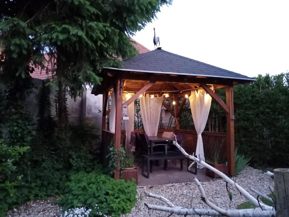 Kőszeghegyalja Vendégház Bed and Breakfast in Hungary
