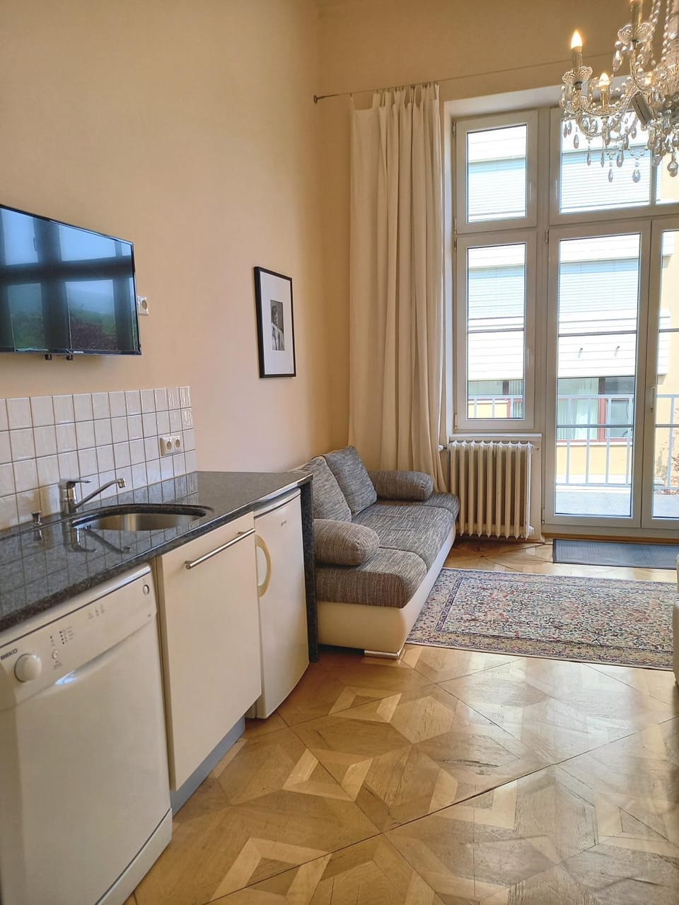 Kitchen or kitchenette