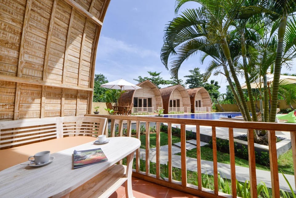 View (from property/room), Pool view, Swimming pool