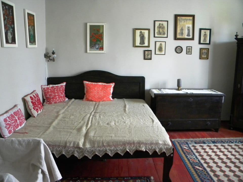 Bed, Photo of the whole room