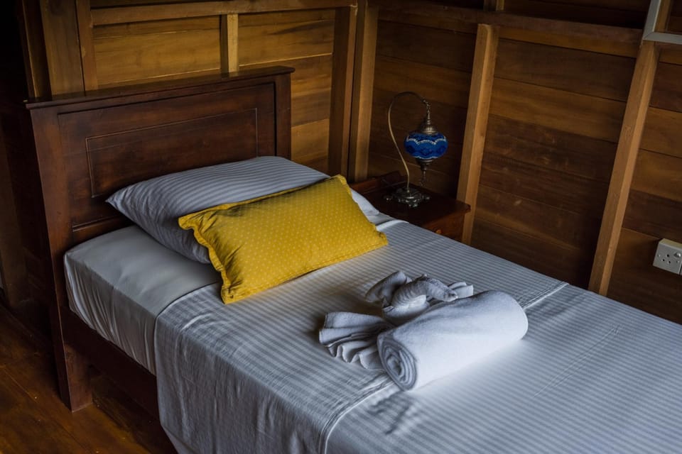 Wanakaset Forest Glamping Bed and Breakfast in Sri Lanka