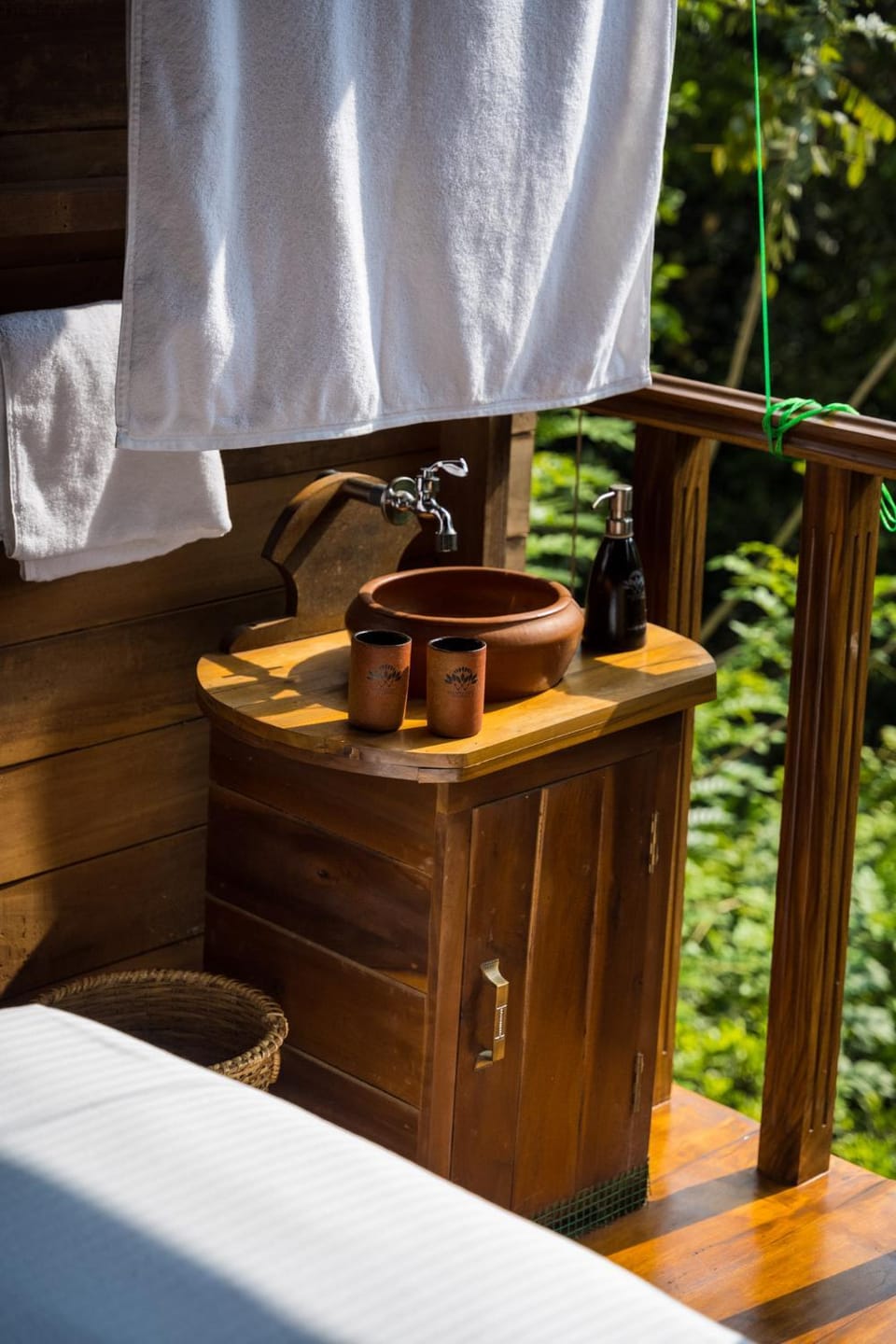 Wanakaset Forest Glamping Bed and Breakfast in Sri Lanka