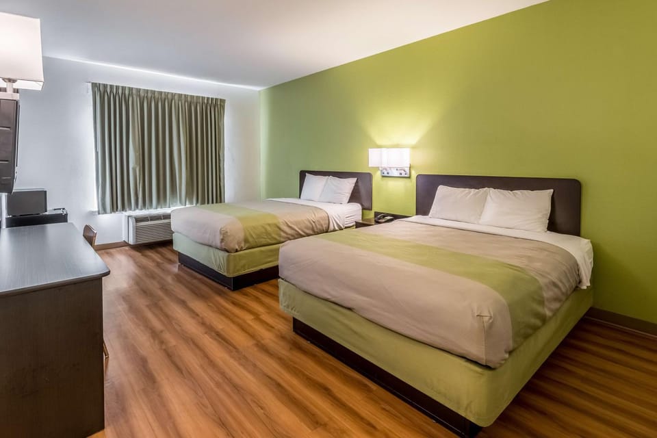 Photo of the whole room, Bedroom, On site